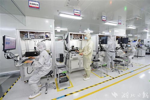 華工科技全力突破“卡脖子”技術，加速進軍教育科技高端領域